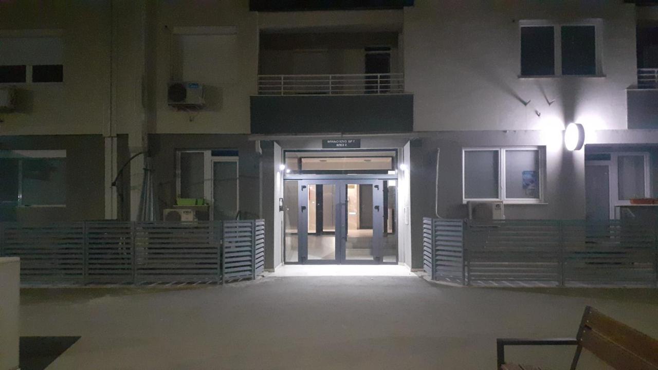 Wonderful Studio Apartment In Skopje Center מראה חיצוני תמונה